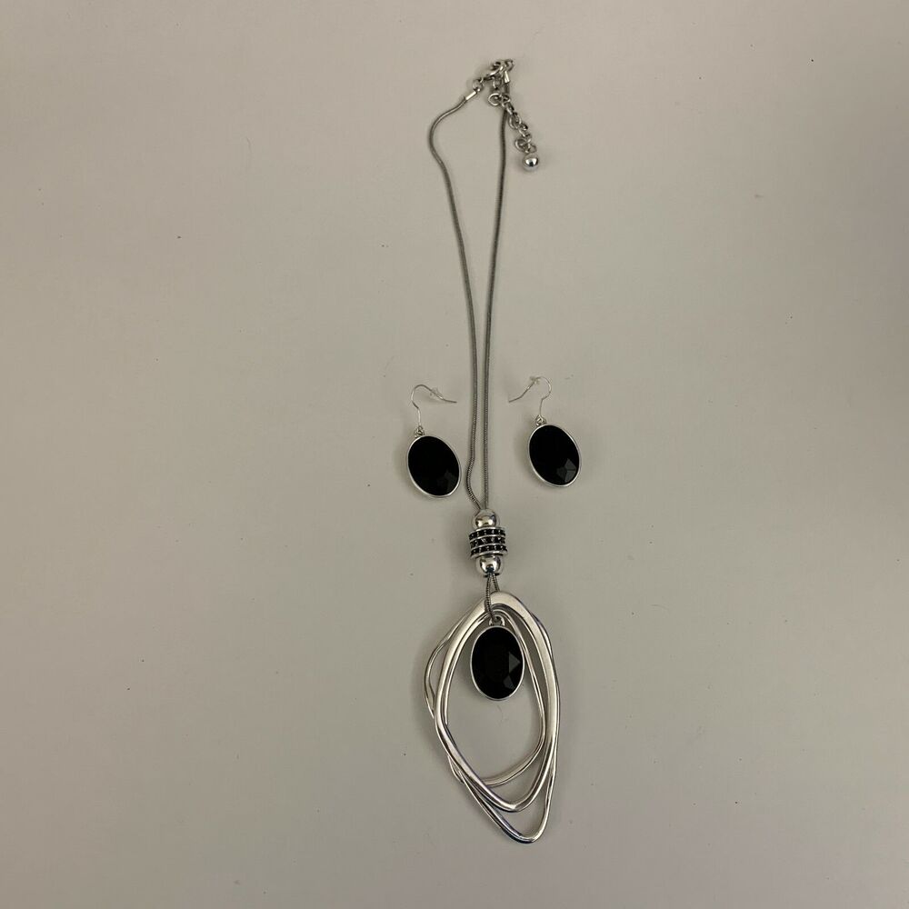 Women's Necklace Dangling Earrings Set‎ Black Stone Silver-tone NWOT